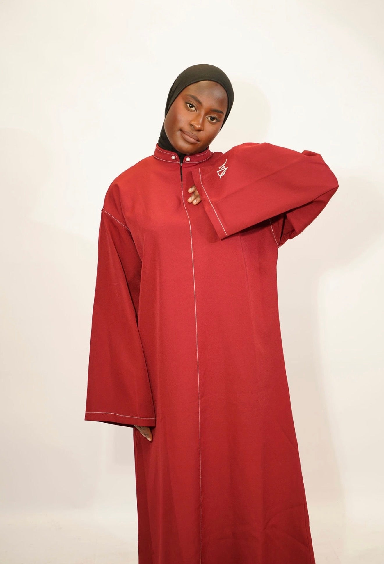 Abaya Signature - Rouge bordeaux